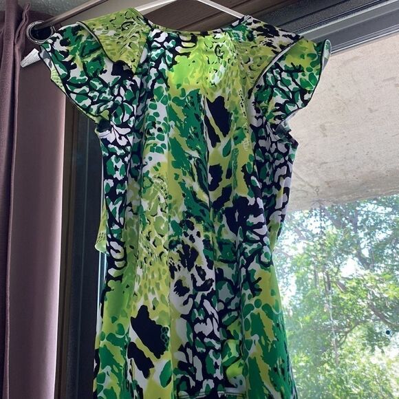 Initiatives Women's Athletic Top (L) - Picture 3 of 5